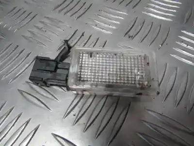 Peça sobressalente para automóvel em segunda mão luz interior por kia ceed sportswagon (ed) 1.6 active referências oem iam 