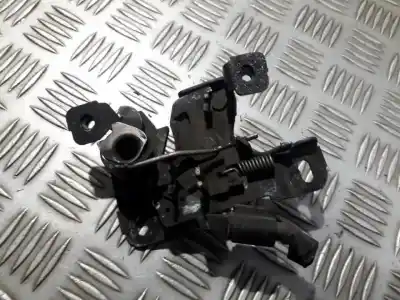 Автозапчасти б/у замок капота за audi a4 avant (b5) 2.4 ссылки oem iam 8d0823509j  