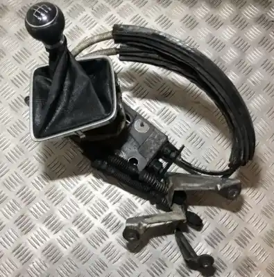 Автозапчасти б/у РЫЧАГ ПЕРЕКЛЮЧЕНИЯ ПЕРЕДАЧ за VOLKSWAGEN GOLF PLUS (5M1)  ссылки OEM IAM 1K0711061A  1K0711266M , 5M0711456C , 1K0864220