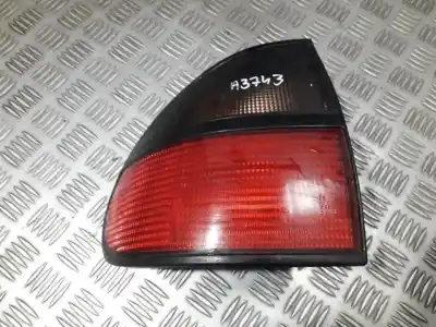 Peça sobressalente para automóvel em segunda mão farolim traseiro esquerdo por renault laguna (b56) 2.2 diesel referências oem iam 7700820052