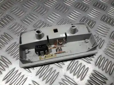 Автозапчасти б/у внутренний свет за skoda octavia combi (1z5) 2.0 tdi ссылки oem iam 1z0947105  