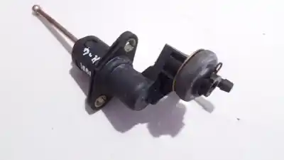 Pezzo di ricambio per auto di seconda mano cilindro frizione per audi a4 b6 (8e2) 1.9 tdi quattro riferimenti oem iam 8e2721401m  