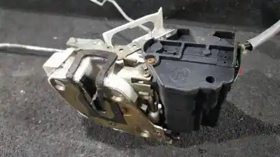 Pezzo di ricambio per auto di seconda mano serratura porta anteriore sinistra per kia clarus 1.8 cat riferimenti oem iam 