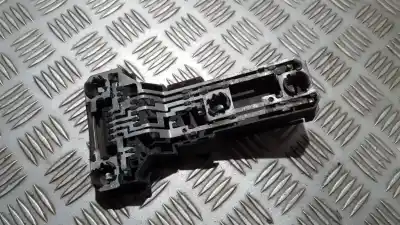 Автозапчасти б/у подставка для лампы за volkswagen passat variant (3b5) 1.9 tdi ссылки oem iam 3b9945257