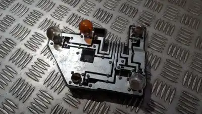 Pezzo di ricambio per auto di seconda mano portalampada per opel vectra b caravan 2.0 dti riferimenti oem iam 90568049