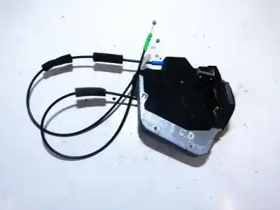 Second-hand car spare part rear right door lock for toyota avensis 2.0 d-4d oem iam references a046693