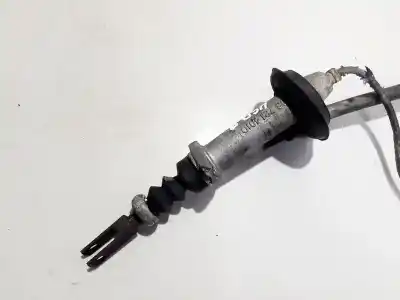 Pezzo di ricambio per auto di seconda mano Cilindro Frizione per AUDI 80 B4 AVANT (8C5) 1.9 TDI Riferimenti OEM IAM 893721401D  