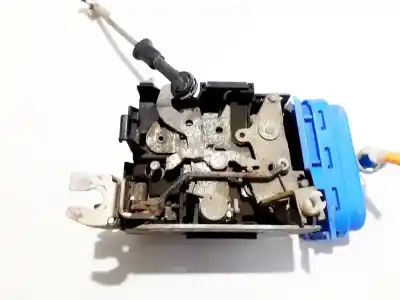 Pezzo di ricambio per auto di seconda mano SERRATURA PORTA POSTERIORE DESTRA per AUDI A4 AVANT (8E)  Riferimenti OEM IAM 8D0839016A  