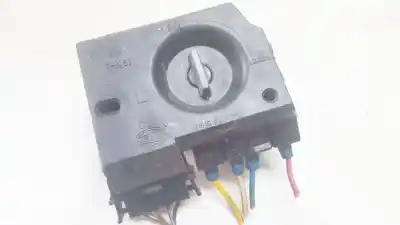 Pezzo di ricambio per auto di seconda mano portalampada per audi 100 avant (c4) 2.4 diesel riferimenti oem iam thk81