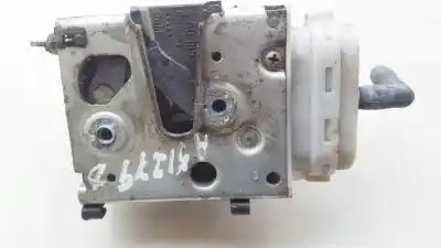 Pezzo di ricambio per auto di seconda mano serratura porta posteriore destra per audi 100 avant (c4) 2.4 diesel riferimenti oem iam 4a0839016b