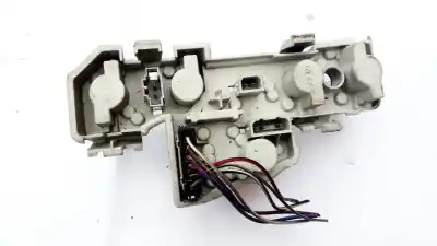 Recambio de automóvil de segunda mano de PORTALAMPARAS TRASERO, Cubierta del soporte de la lámpara de la luz trasera para VOLKSWAGEN PASSAT VARIANT (3B6)  referencias OEM IAM 3B5945257  