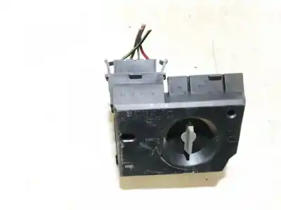 Second-hand car spare part lampholder for audi 80 avant 2.0 oem iam references   