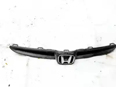 Автозапчасти б/у передняя решетка за honda jazz (gd1/5) 1.4 ls ссылки oem iam 