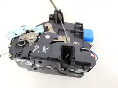 Автозапчастина б/у замок передніх дверей лівий для volkswagen golf v variant (1k5) 1.9 tdi посилання на oem iam 3d2837015  