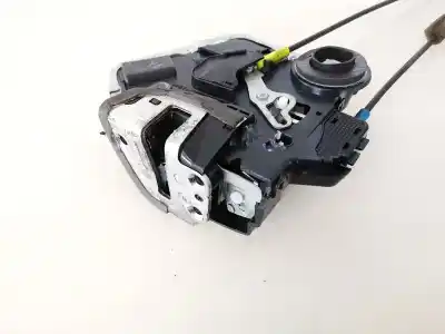 Peça sobressalente para automóvel em segunda mão fechadura da porta traseira esquerda por toyota avensis wagon (t25) 2.0 d-4d executive referências oem iam 