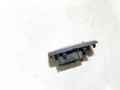 Second-hand car spare part interior light for toyota corolla (_e12_) 1.4 vvt-i (zze120_) oem iam references 8125005010  81250-05010