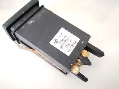 Second-hand car spare part switch for volkswagen passat b5 (3b2) 1.6 oem iam references 3b0959621e  