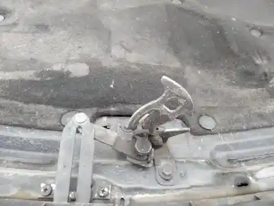 Second-hand car spare part bonnet lock for audi 100 avant (c4) 2.5 tdi oem iam references 
