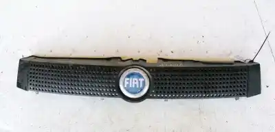 Pezzo di ricambio per auto di seconda mano griglia anteriore per fiat panda (169) 1.1 8v riferimenti oem iam 735314236
