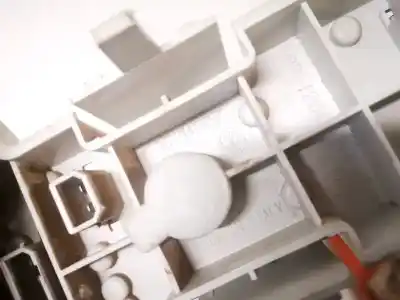 Автозапчастина б/у лампальник для volkswagen passat variant (3b5) 1.8 посилання на oem iam 3b5945257  