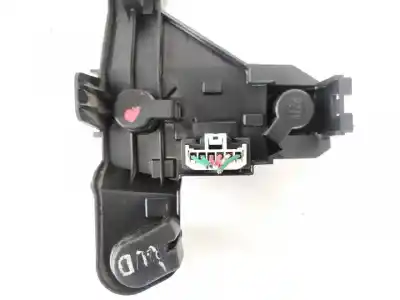 Second-hand car spare part lampholder for toyota corolla (e12) 2.0 d-4d sol berlina oem iam references   