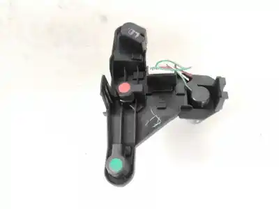 Pezzo di ricambio per auto di seconda mano portalampada per toyota corolla (e12) 2.0 d-4d sol berlina riferimenti oem iam   