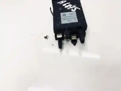 Second-hand car spare part switch for volkswagen passat variant (3b5) 1.9 tdi oem iam references 3b0959621b  