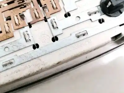 Second-hand car spare part interior light for volvo v50 (545) 2.0 d oem iam references 30889210  