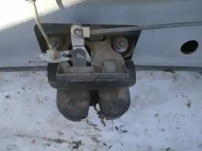 Автозапчасти б/у замок багажника/ворот за AUDI A6, C5 2001.08 - 2005.01 FACELIFT 2.5 TDI 114KW 2001.08 - 2005.01 ссылки OEM IAM   