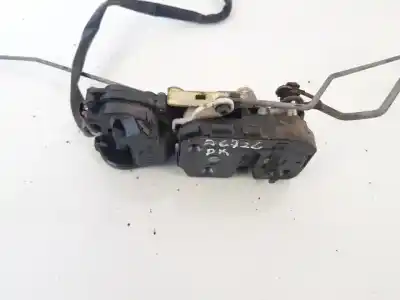 Автозапчасти б/у замок левой передней двери за mazda premacy (cp) 2.0 turbodiesel ссылки oem iam   
