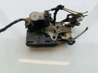 Tweedehands auto-onderdeel achter rechts deurslot voor toyota verso 2.0 d-4d cat oem iam-referenties 