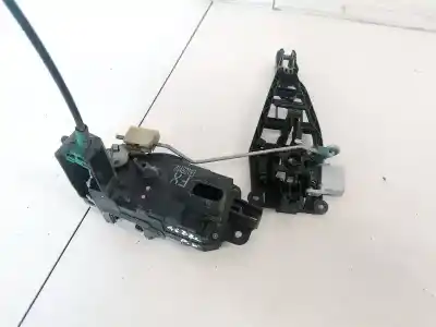 Second-hand car spare part left front door lock for opel astra h caravan 1.7 16v cdti oem iam references 13128112