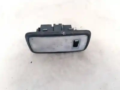 Pezzo di ricambio per auto di seconda mano luce interna per toyota corolla (e11) 2.0 d-4d linea sol riferimenti oem iam 8125005010