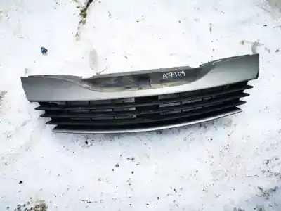 Second-hand car spare part front grille for renault laguna ii (bg0) 1.8 cat oem iam references 8200012581