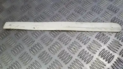 Peça sobressalente para automóvel em segunda mão plásticos por toyota corolla (e12) 1.4 linea terra berlina referências oem iam 