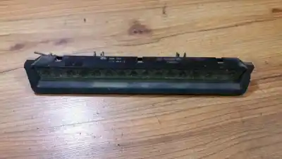 Peça sobressalente para automóvel em segunda mão farolim de travão central por opel astra g caravan 1.6 16v referências oem iam 90560399