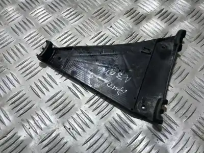 Автозапчастина б/у підсилення заднього бампера для AUDI A4 AVANT (B5) 1.8 Посилання на OEM IAM 8D0807483  