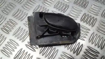 Peça sobressalente para automóvel em segunda mão puxador interior traseiro esquerdo por peugeot 206 1.9 d -wjy referências oem iam 9623698477