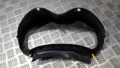 Peça sobressalente para automóvel em segunda mão molduras frontais por toyota auris 2.2 d-cat referências oem iam 5541002040