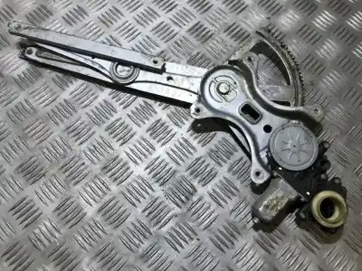 Peça sobressalente para automóvel em segunda mão elevador de vidros dianteiro direito por toyota corolla verso (r1) 2.0 d-4d luna referências oem iam 