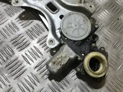 Peça sobressalente para automóvel em segunda mão motor elevador vidro dianteiro direito por toyota corolla verso (r1) 2.0 d-4d luna referências oem iam jjb040304