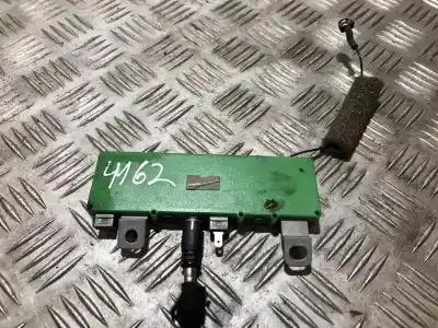 Автозапчастина б/у антенний підсилювач для SAAB 9-5 (YS3E) 3.0 TiD Посилання на OEM IAM 4711701  AAR725