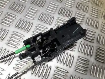 Second-hand car spare part interior left rear handle for toyota corolla (e11) 2.0 d-4d linea sol oem iam references   