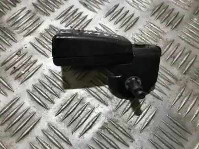 Second-hand car spare part right rear seat belt buckle for opel corsa c 1.2 16v cat (z 12 xep / lb4) oem iam references 735364448