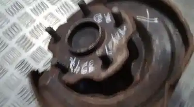 Peça sobressalente para automóvel em segunda mão manga de eixo traseira direita por toyota auris 2.2 d-cat referências oem iam 