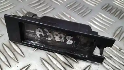 Second-hand car spare part licence plate light for opel corsa c 1.2 16v cat (z 12 xep / lb4) oem iam references e357581
