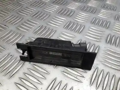Second-hand car spare part licence plate light for opel corsa c 1.2 16v cat (z 12 xep / lb4) oem iam references 13139990