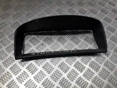 Peça sobressalente para automóvel em segunda mão molduras frontais por toyota corolla (e11) 2.0 d-4d linea sol referências oem iam 5540302060