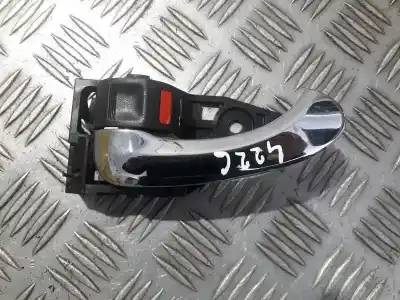 Tweedehands auto-onderdeel binnenhandgreep links voor voor toyota rav 4 (a3) 2.2 d-4d cat oem iam-referenties 