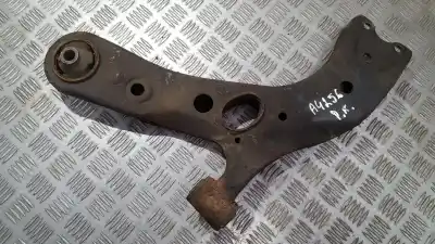 Pezzo di ricambio per auto di seconda mano Braccio Di Sospensione Anteriore Sinistro Inferiore per TOYOTA RAV 4 (A3) 2.2 D-CAT Riferimenti OEM IAM   